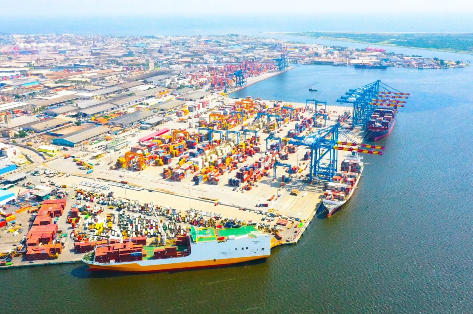 Autonomous Port of Abidjan: A 16% Surge in One Year Signals Structural Growth